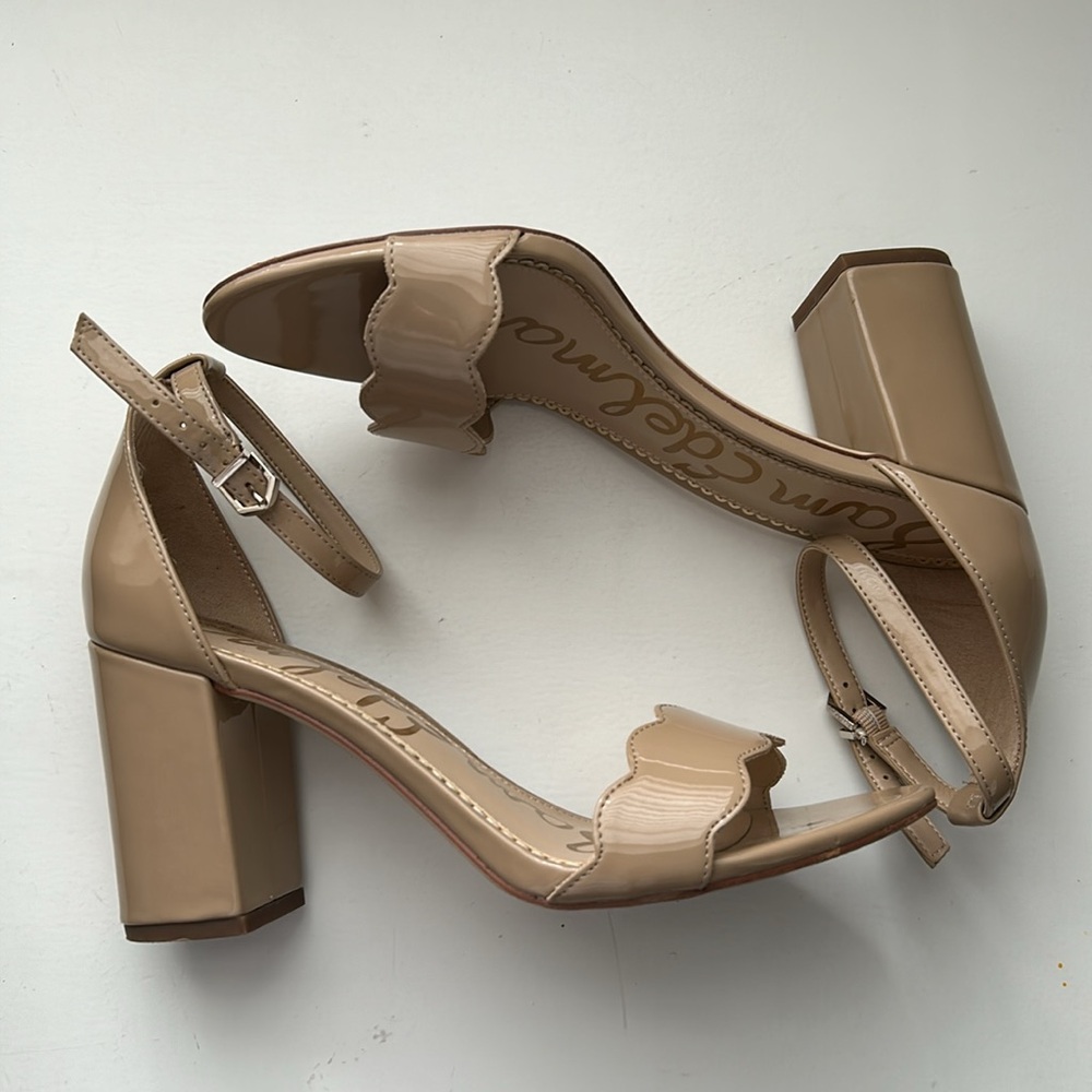 Sam Edelman Odila Tan Scalloped Heels